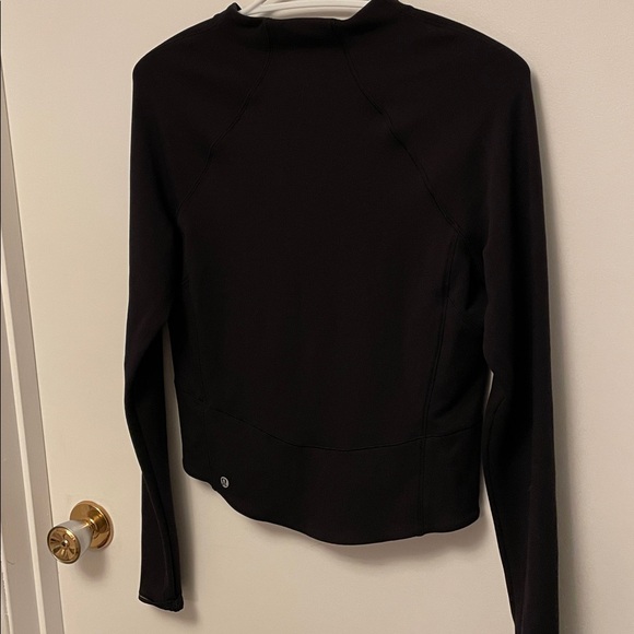 lululemon athletica Black Sweatshirt - Picture 2 of 6